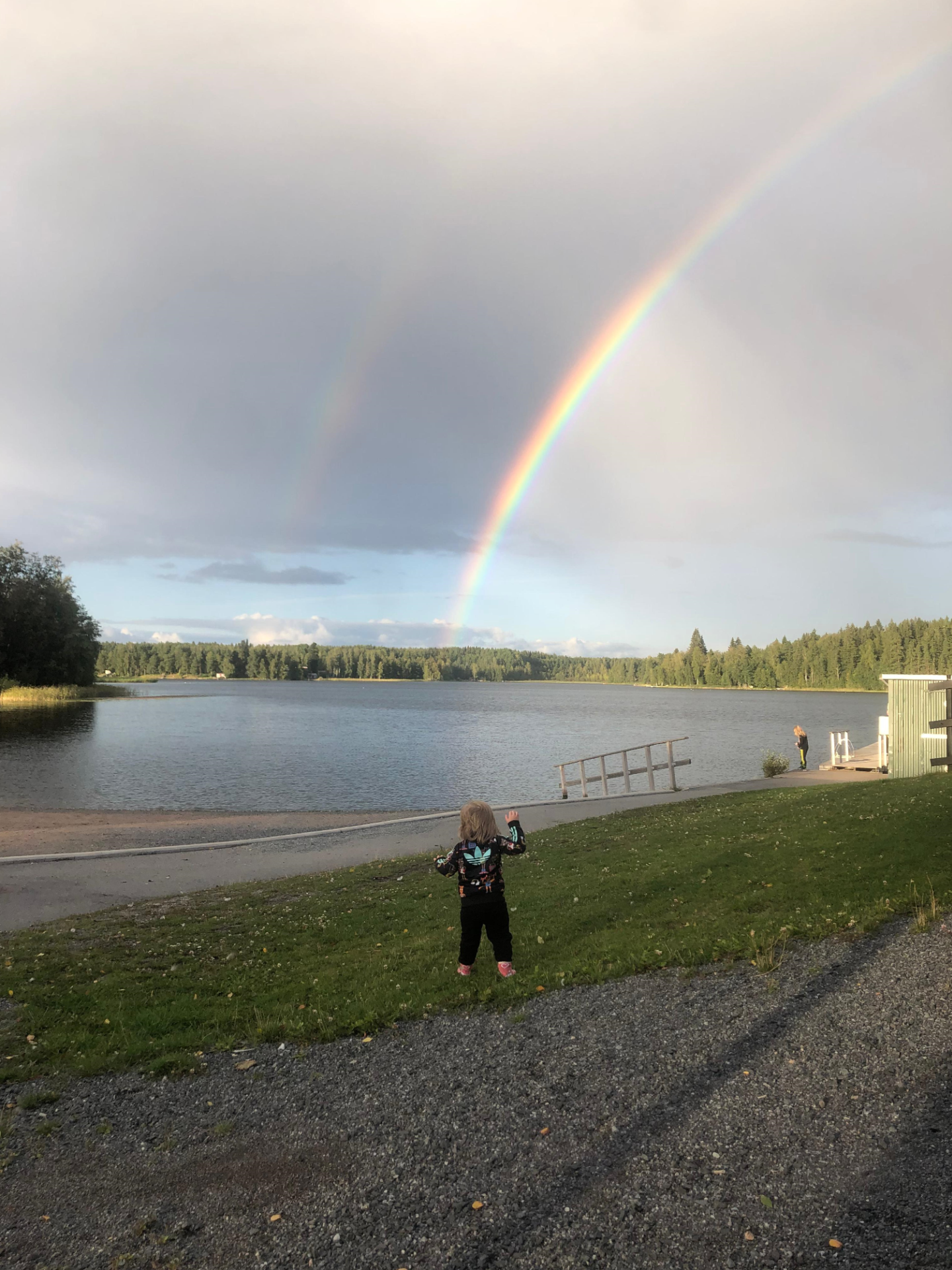 Räikän ranta on luonnonkaunis puistoalue Keijärven rannalla. Räikältä löytyy lapsiystävällinen hiekkauimaranta, beach volley -kenttä, leikkikenttä, keppihevosrata, kuntoilulaitteita senioreille, matonpesupaikka, urheilukenttä, tapahtuma-aukio ja laaja puistoalue, nuorten ylläpitämä kesäkahvila Muru, kahvila-ravintola Vanha Räikkä, parkkialue, jossa sähköauton latauslaite, talvella maksuton tykkilumilatu 1,6 km, pulkkamäki perheen pienimmille sekä avantouintimahdollisuus ja talvisauna.